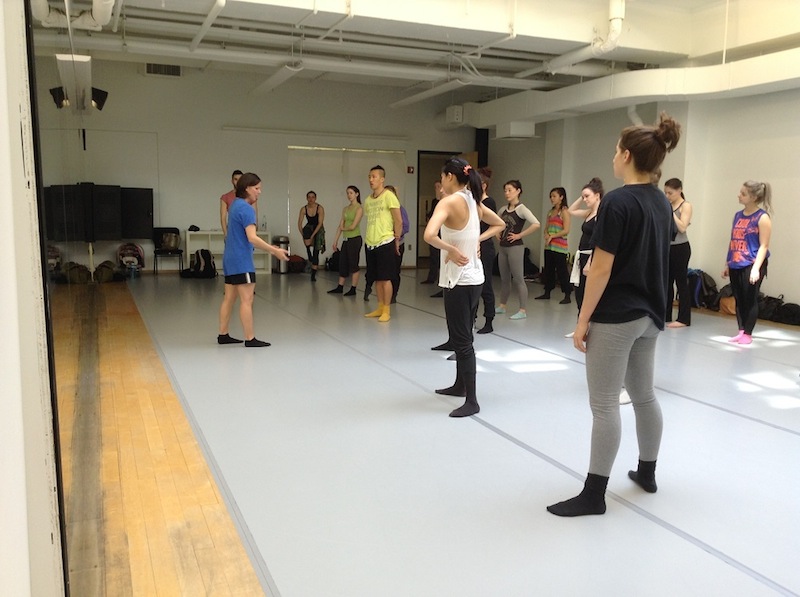 Taryn Russell (in blue) leads a class for The Playground at Gibney Dance.